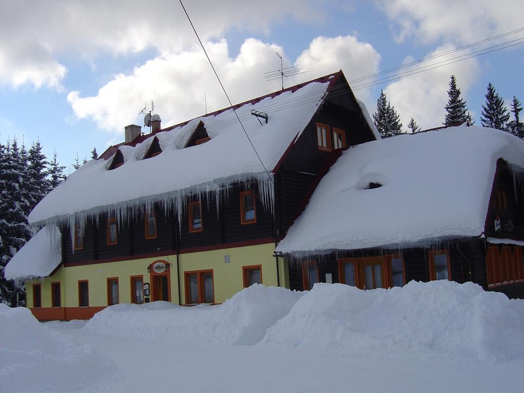 Penzion Pstruh Stožec Exterior foto